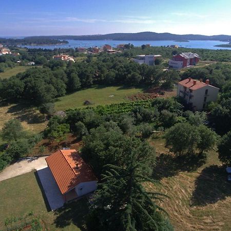 Holiday Home Kipo I Lunja Medulin Exterior photo